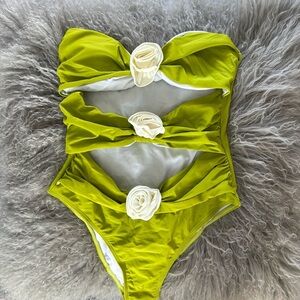 1 pc swim / size S / Brand New